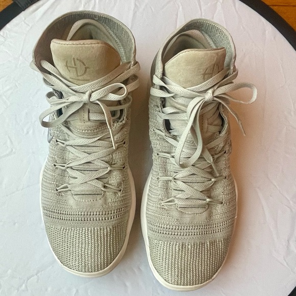 EUC!  Nike Hyperdunk 2017 React Flyknit in pale grey.  Size 11 - Picture 5 of 10